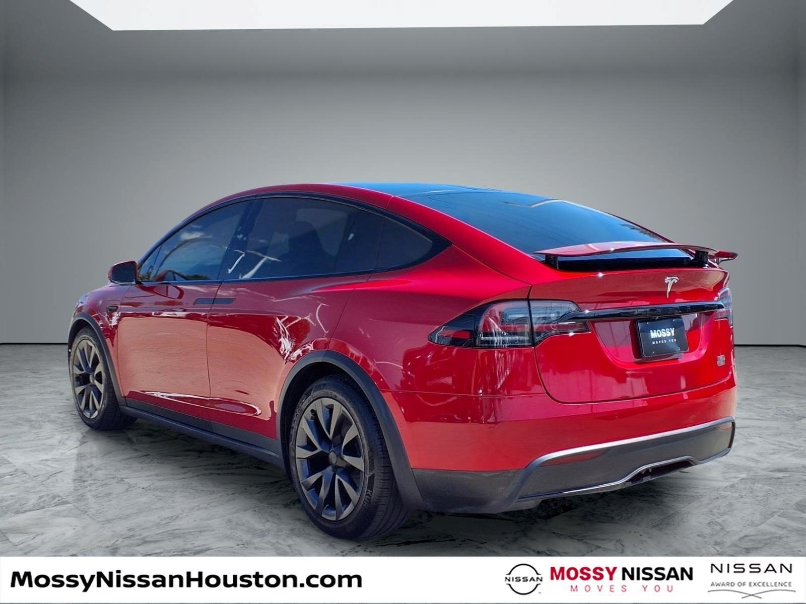 Used 2023 Tesla Model X AWD/4WD image 2