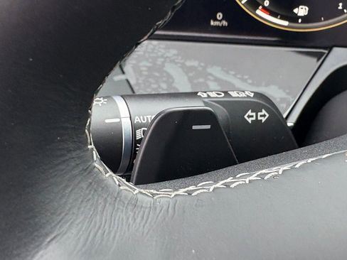 Used 2025 INFINITI QX80 Sensory image 36