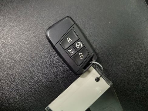 Used 2018 Volkswagen Atlas SEL image 17