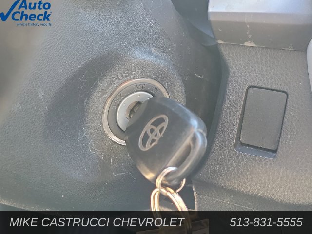 Used 2017 Toyota RAV4 XLE w/ Carpet Mat Package FWD image 18