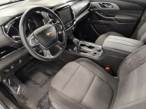 Used 2023 Chevrolet Traverse LT AWD/4WD image 9