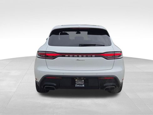 Used 2024 Porsche Macan AWD/4WD image 12