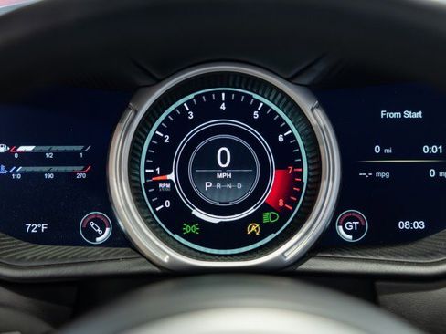 Used 2021 Aston Martin DB11 Volante image 32