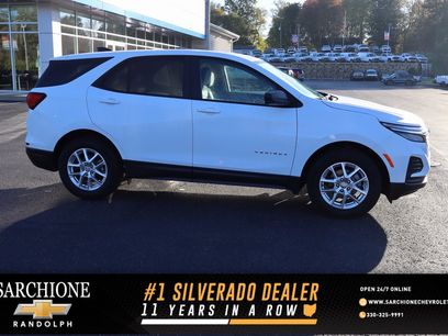 Used 2024 Chevrolet Equinox LS w/ LS Convenience Package