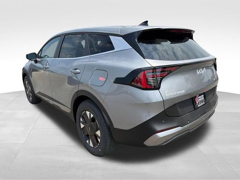 New 2026 Kia Sportage LX FWD image 5