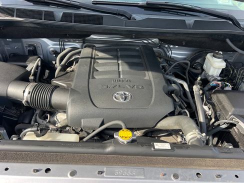 Used 2018 Toyota Tundra Limited w/ Limited Premium Package image 55