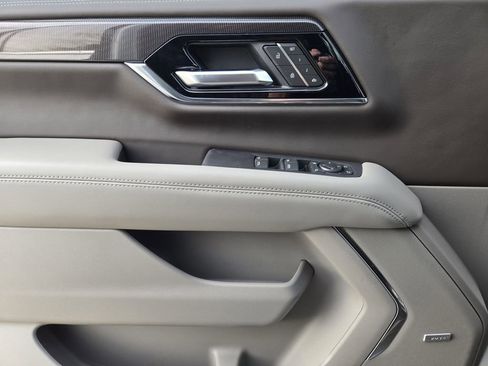 New 2026 GMC Yukon XL Elevation w/ Elevation Premium Package image 15