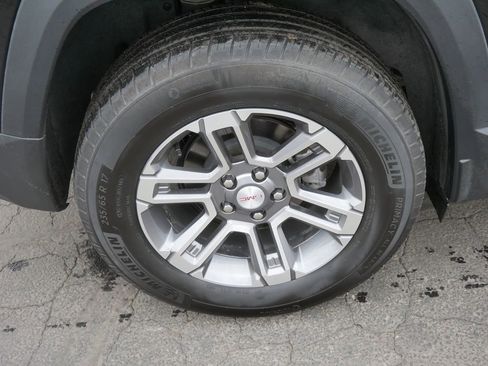 Used 2025 GMC Terrain Elevation image 8