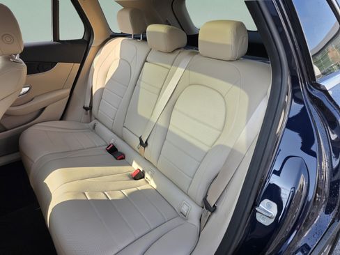 Used 2019 Mercedes-Benz GLC 300 image 22