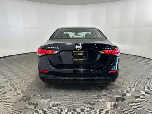Used 2024 Nissan Sentra S image 4
