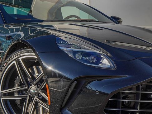 New 2026 Aston Martin V8 Vantage Roadster image 3