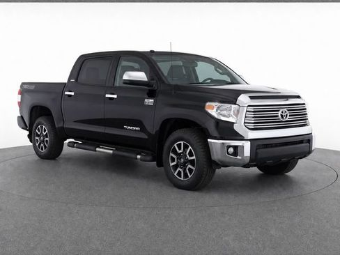 Used 2016 Toyota Tundra SR5 w/ SR5 Upgrade Package AWD/4WD image 2