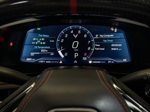 Used 2024 Chevrolet Corvette Z06 w/ Z07 Performance Package image 10