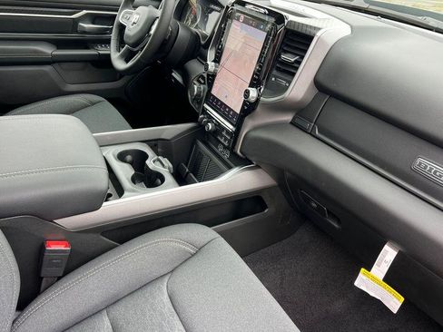 New 2026 RAM 1500 Big Horn AWD/4WD image 15