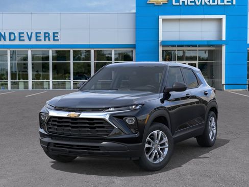 New 2026 Chevrolet TrailBlazer LS w/ LS Convenience Package AWD/4WD image 6