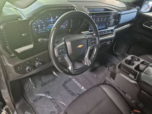 Certified 2023 Chevrolet Silverado 1500 LT AWD/4WD image 11