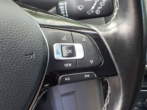 Used 2021 Volkswagen Tiguan SEL Premium R-Line AWD/4WD image 19