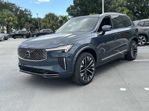 New 2026 Volvo XC90 B5 Ultra w/ Protection Package Premier image 2