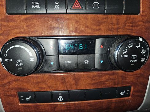 Used 2012 RAM 1500 Laramie AWD/4WD image 27