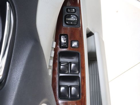 Used 2006 Lexus IS 350 image 56