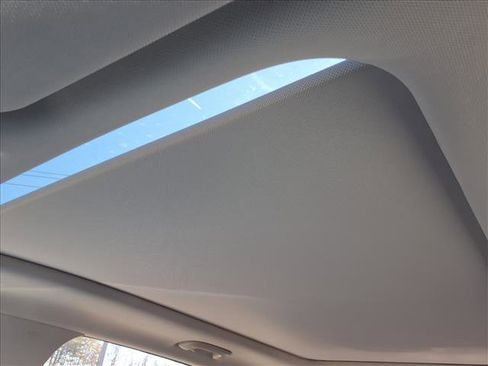New 2026 Kia Sorento S w/ S Panoramic Sunroof Package FWD image 12
