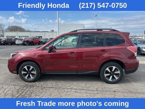 Used 2017 Subaru Forester 2.5i Premium w/ All-Weather Package image 4