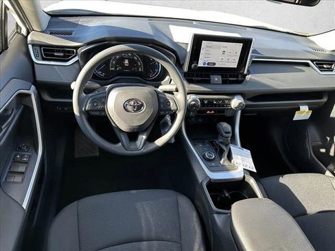 Certified 2025 Toyota RAV4 LE image 10