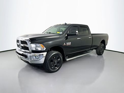 Used 2017 RAM 2500 SLT AWD/4WD image 3