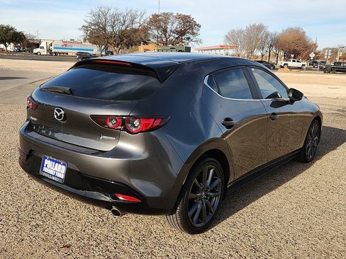 Used 2021 MAZDA MAZDA3 s image 3