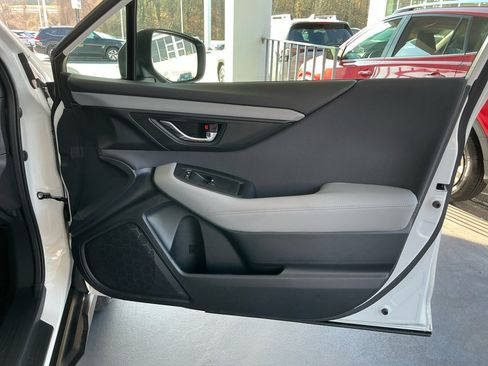 Used 2024 Subaru Outback Premium image 32