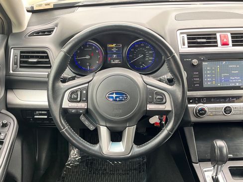 Used 2015 Subaru Outback 2.5i Premium AWD/4WD image 4