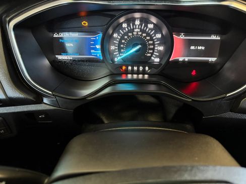 Used 2020 Ford Fusion Titanium AWD/4WD image 12