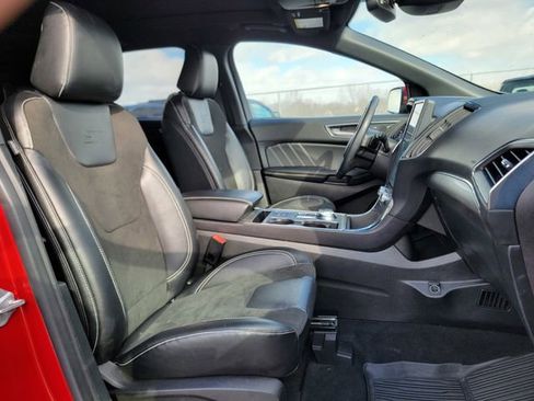 Certified 2023 Ford Edge ST w/ Equipment Group 401A image 23
