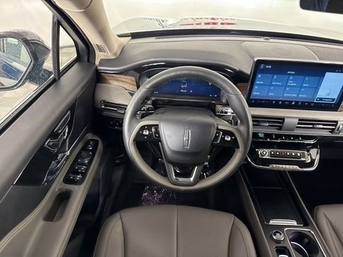 New 2026 Lincoln Corsair Reserve image 10