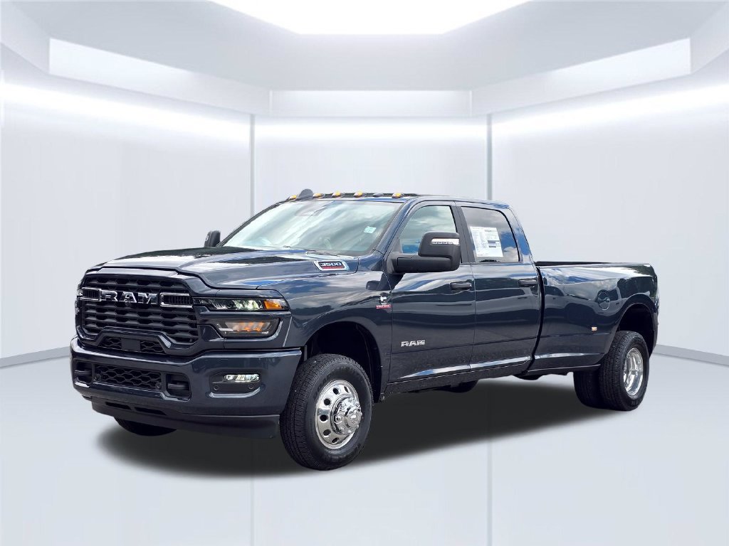 New 2026 RAM 3500 Big Horn AWD/4WD image 2