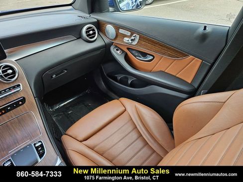 Used 2020 Mercedes-Benz GLC 43 AMG 4MATIC image 15