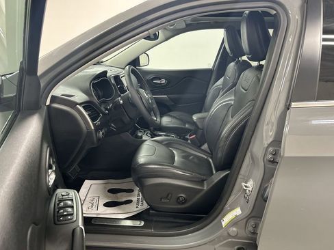 Certified 2021 Jeep Cherokee Limited w/ Mopar Interior Package AWD/4WD image 9