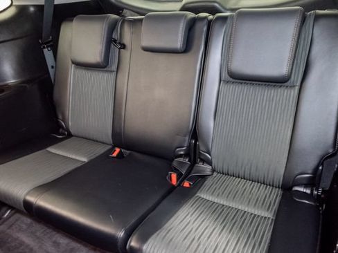 Used 2015 Toyota Highlander Plus AWD/4WD image 18