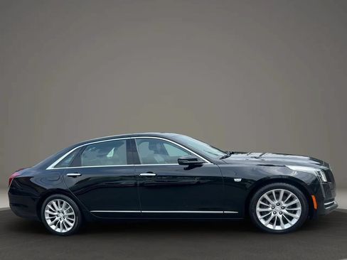 Used 2018 Cadillac CT6 3.6 AWD image 4