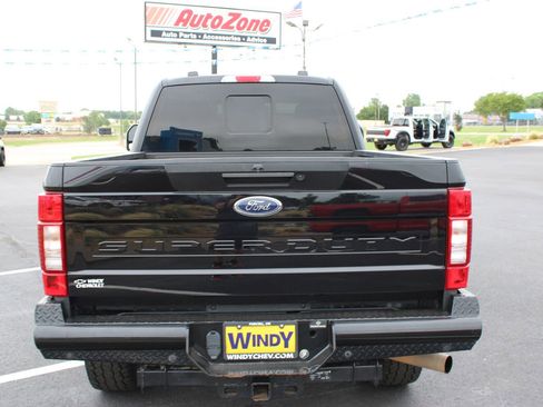 Used 2022 Ford F250 Lariat w/ Lariat Ultimate Package AWD/4WD image 7