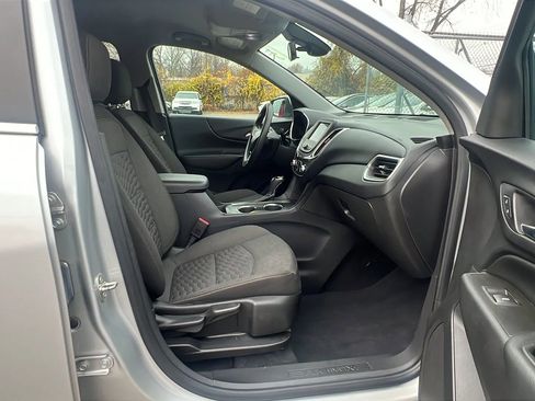 Used 2021 Chevrolet Equinox LT image 30