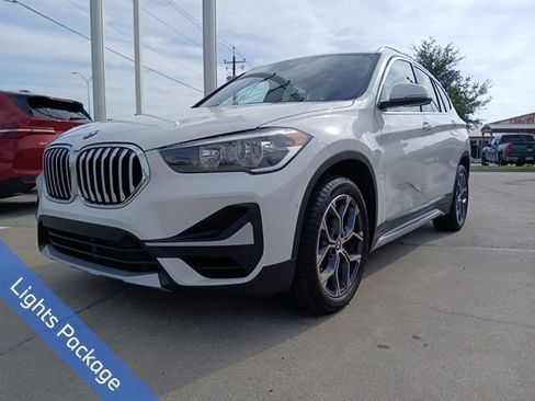 Used 2022 BMW X1 sDrive28i w/ Convenience Package image 3