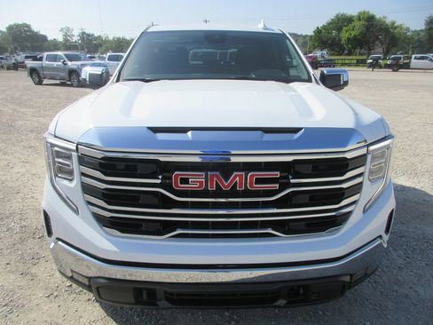 New 2026 GMC Sierra 1500 SLT w/ SLT Premium Package AWD/4WD image 13