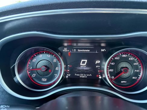 Used 2018 Dodge Charger R/T w/ Navigation & Travel Group image 27