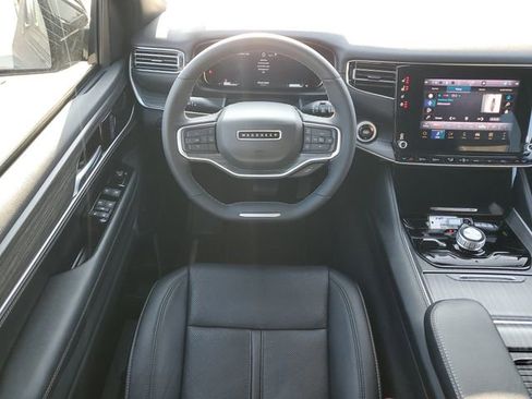 Used 2024 Jeep Wagoneer Series II w/ Premium Group I image 20