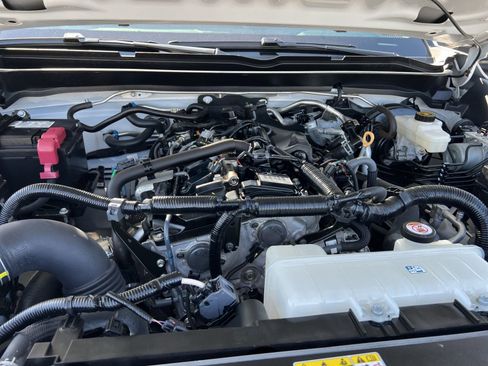 Used 2024 Toyota Tacoma TRD Off-Road image 28