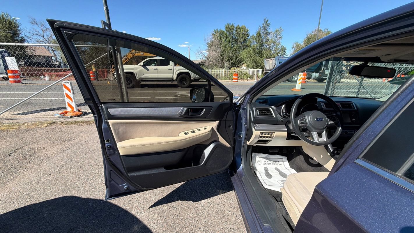 Used 2015 Subaru Legacy 2.5i AWD/4WD image 10