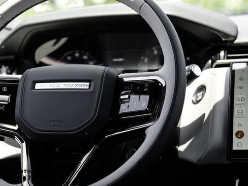 New 2026 Land Rover Range Rover Velar S AWD/4WD image 21