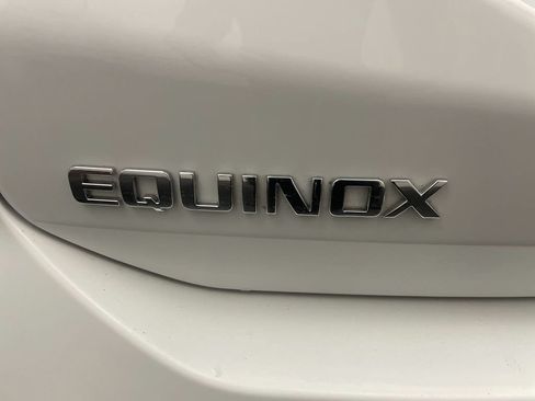 Used 2023 Chevrolet Equinox Premier AWD/4WD image 26