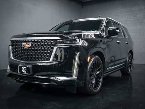 Used 2023 Cadillac Escalade Premium Luxury w/ Performance Package AWD/4WD image 7